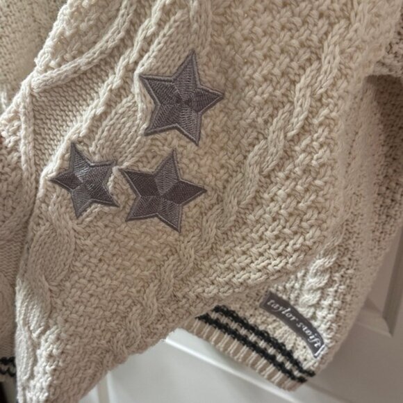 Taylor Swift Folklore Cardigan Size M/L - Picture 8 of 12